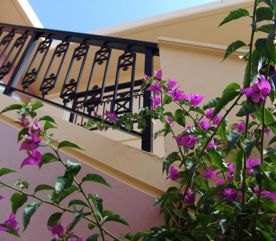 Harbour Studios And Apartments Paleochora Exterior foto
