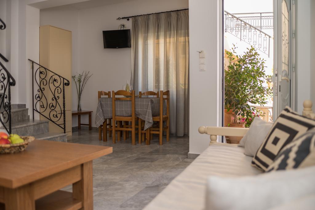 Harbour Studios And Apartments Paleochora Exterior foto