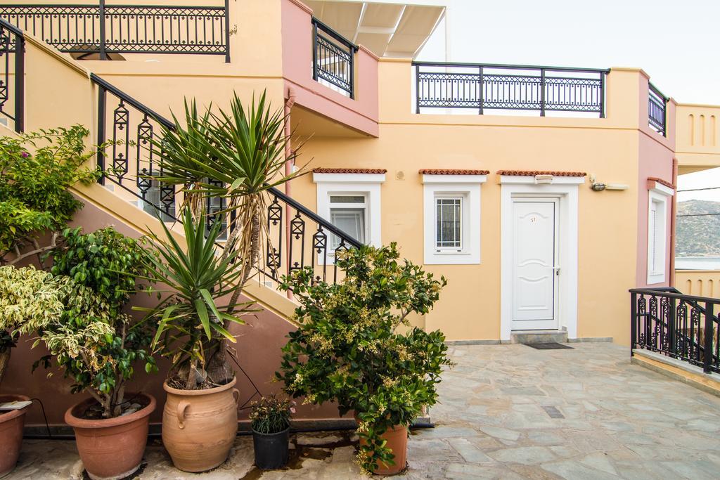 Harbour Studios And Apartments Paleochora Exterior foto